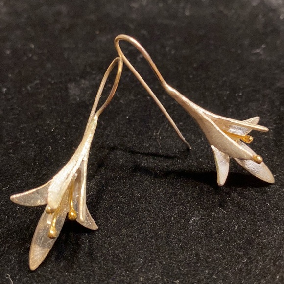 Sterling Silver Lily Earrings - Picture 8 of 11